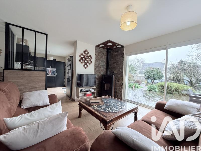 Maison - 162 m² - 9 pièces