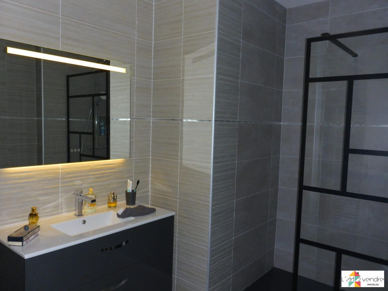 Maison - 114 m² - 5 pièces