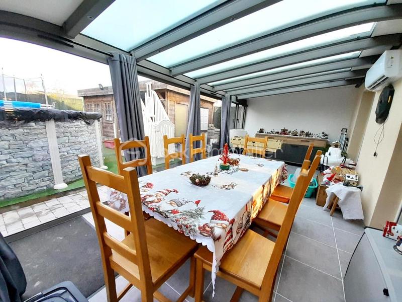 Pavillon - 144 m² - 8 pièces