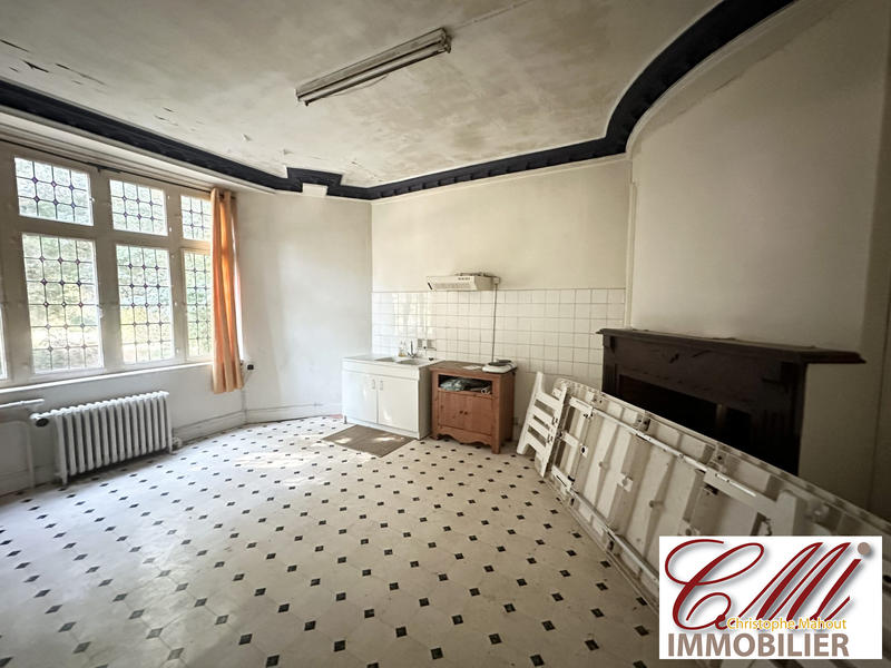 Maison - 405 m² - 12 pièces