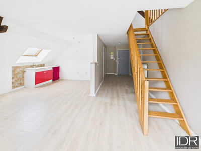 Duplex - 75 m² - 5 pièces