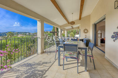 Villa - 240 m² - 7 pièces