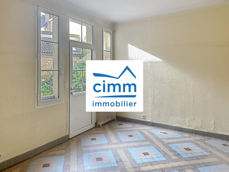 Bureau - 125 m² - 6 pièces