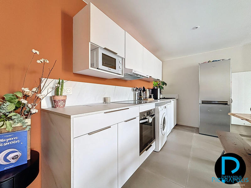 Appartement - 79 m² - 4 pièces