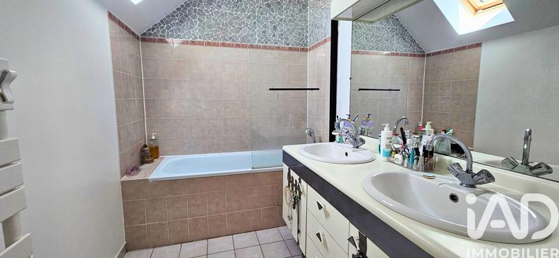 Maison - 154 m² - 7 pièces