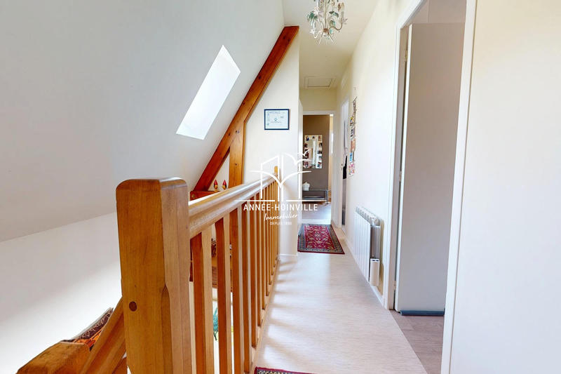 Maison traditionnelle - 120 m² - 7 pièces