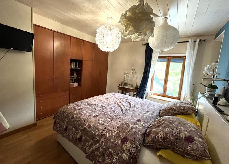 Maison - 161 m² - 9 pièces