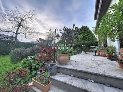 Maison - 128 m² - 6 pièces