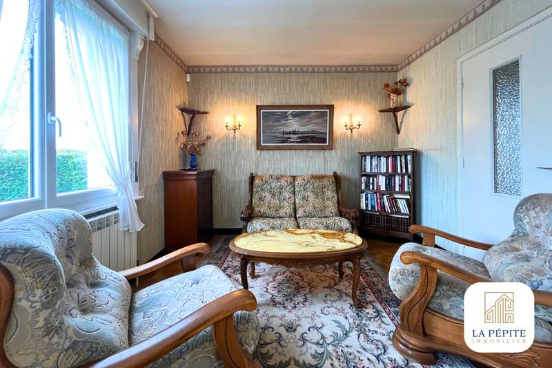 Maison - 147 m² - 9 pièces