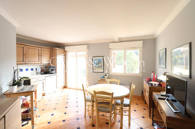 Appartement - 81 m² - 4 pièces