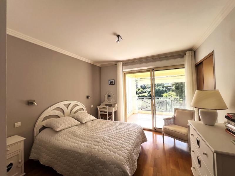 Appartement - 113 m² - 4 pièces