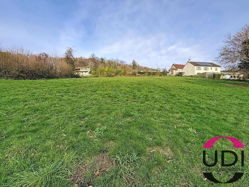 Terrain constructible - 3 070 m²