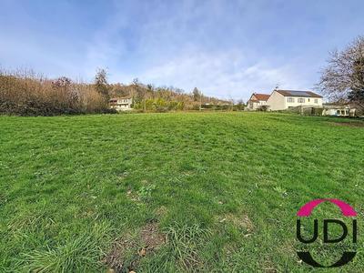 Terrain constructible - 3 070 m²
