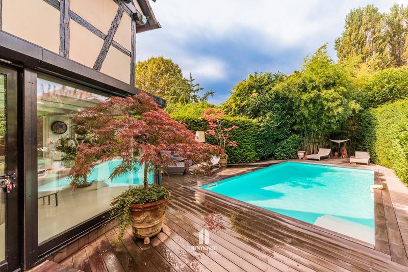 Maison ancienne - 248 m² - 7 pièces