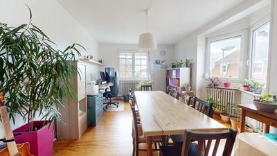 Appartement - 147 m² - 7 pièces