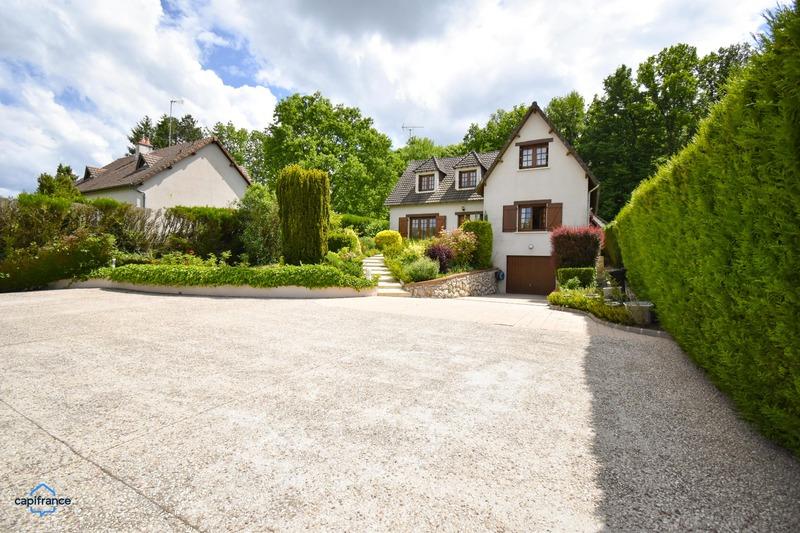 Maison - 187 m² - 7 pièces