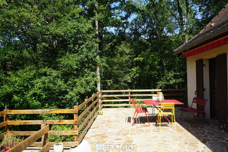 Maison - 192 m² - 5 pièces