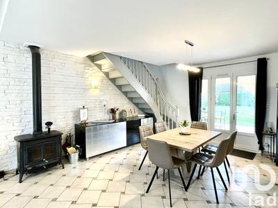 Maison - 104 m² - 5 pièces