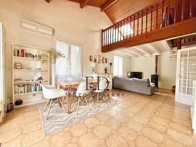 Maison - 107 m² - 5 pièces