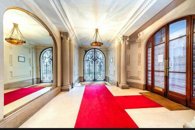 Appartement - 280 m² - 7 pièces