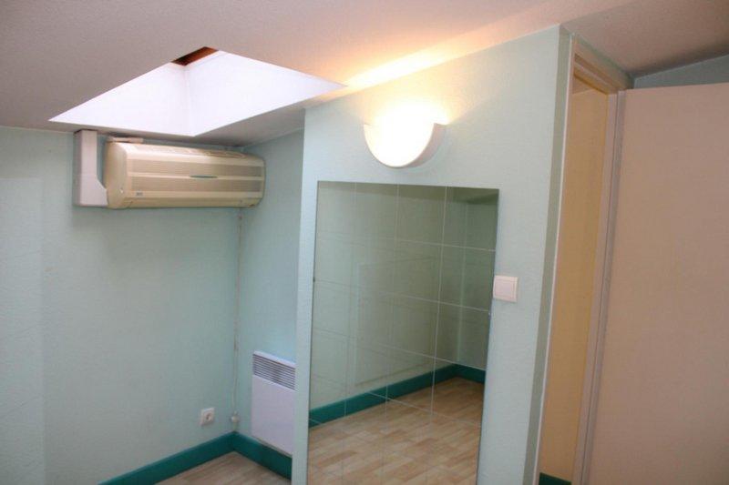 Local commercial - 45 m² - 4 pièces