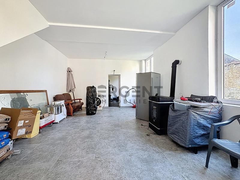 Maison - 211 m² - 10 pièces