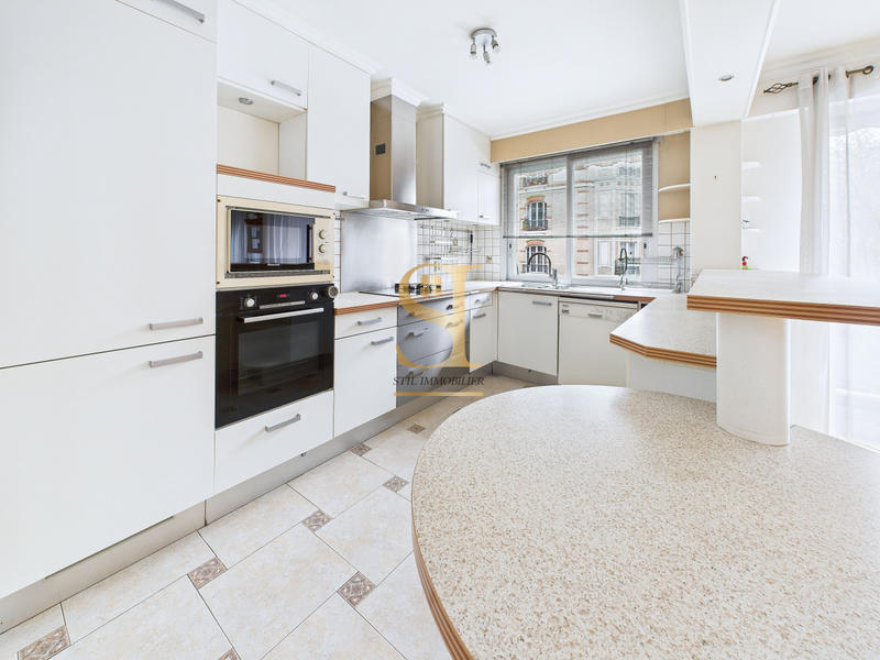 Appartement - 82 m² - 4 pièces