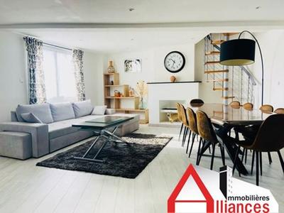 Maison - 127 m² - 6 pièces