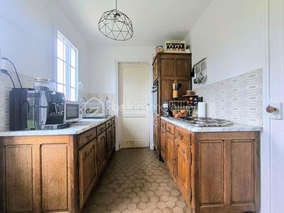 Maison ancienne - 104 m² - 7 pièces