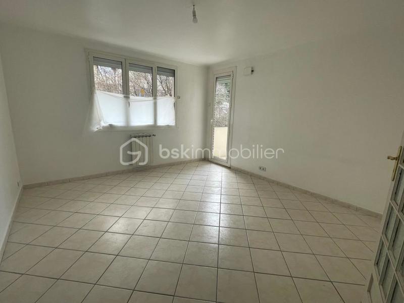 Appartement - 65 m² - 4 pièces