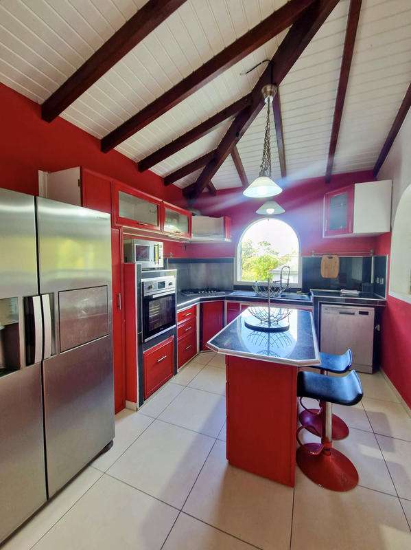 Appartement - 111 m² - 4 pièces