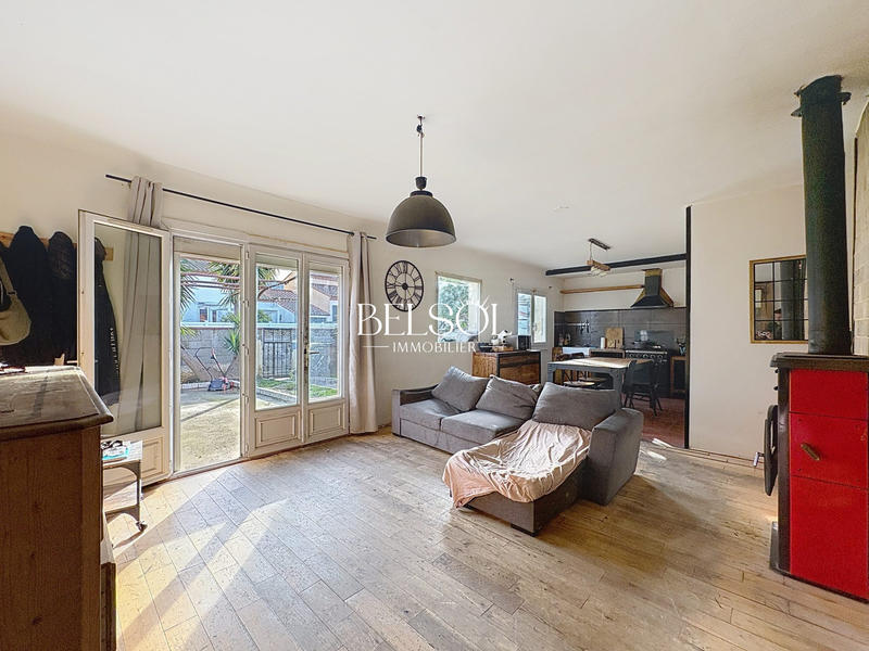 Maison - 93 m² - 3 pièces