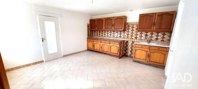 Maison - 92 m² - 4 pièces