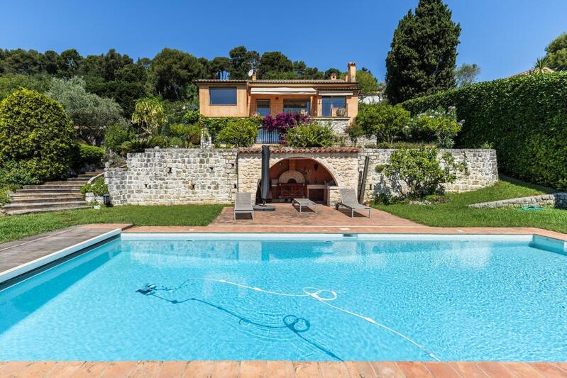 Maison - 172 m² - 4 pièces