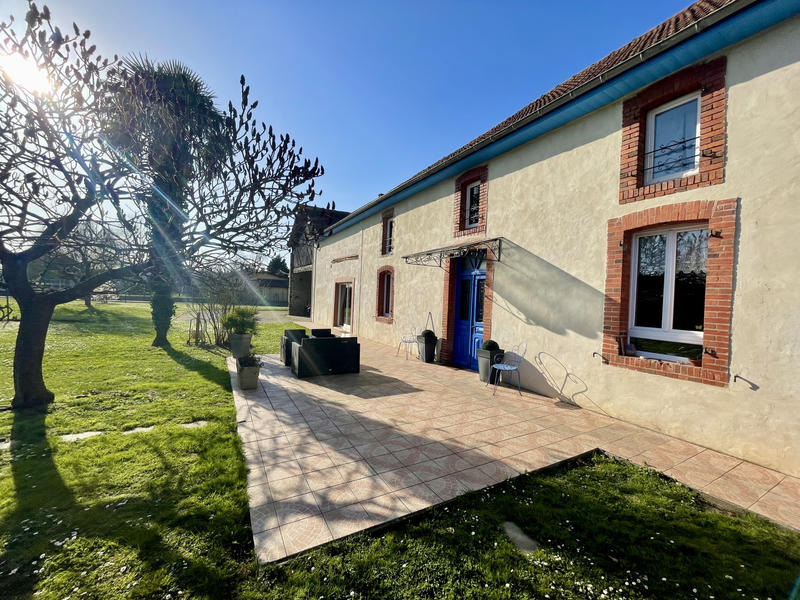 Maison - 284 m² - 7 pièces