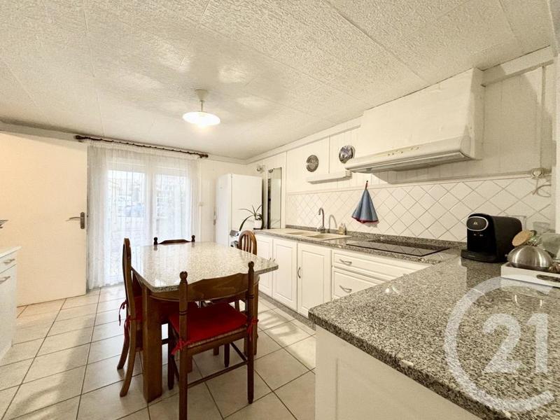 Maison - 139 m² - 6 pièces