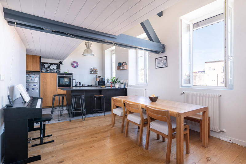 Appartement - 101 m² - 4 pièces