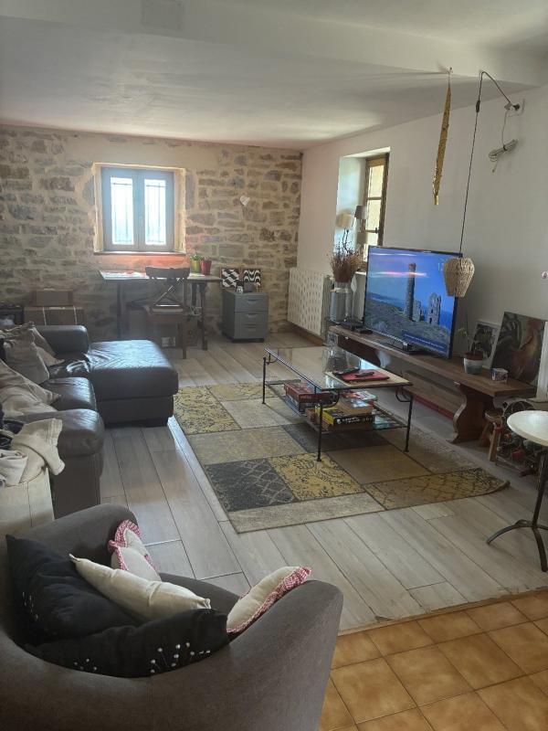 Maison en pierre - 140 m² - 6 pièces