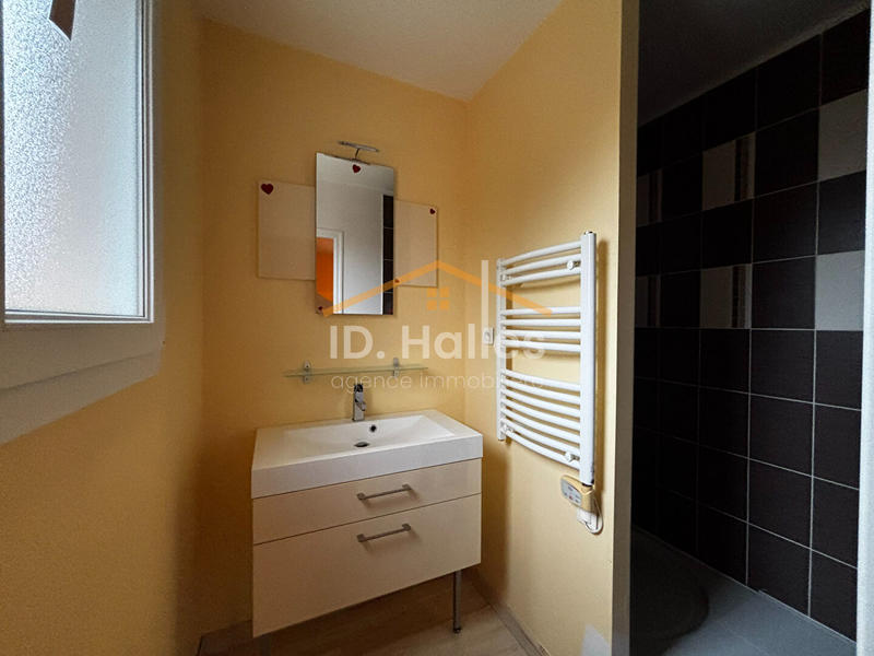 Maison - 162 m² - 8 pièces