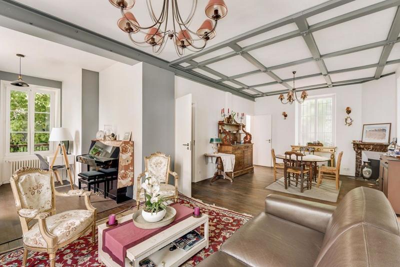 Maison - 200 m² - 6 pièces