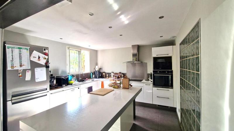 Maison - 112 m² - 4 pièces