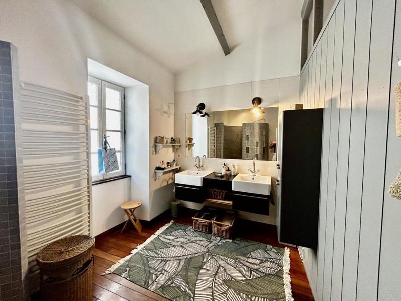 Maison de ville - 206 m² - 6 pièces