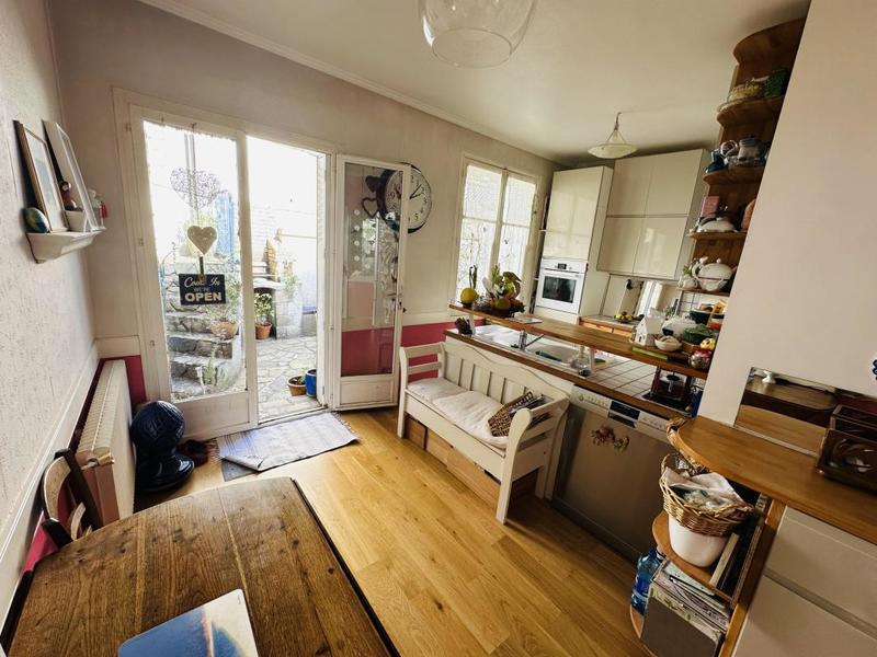 Maison - 93 m² - 5 pièces