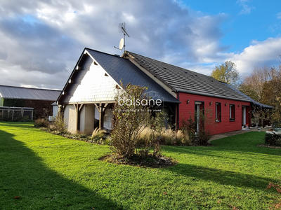 Maison traditionnelle - 165 m² - 5 pièces