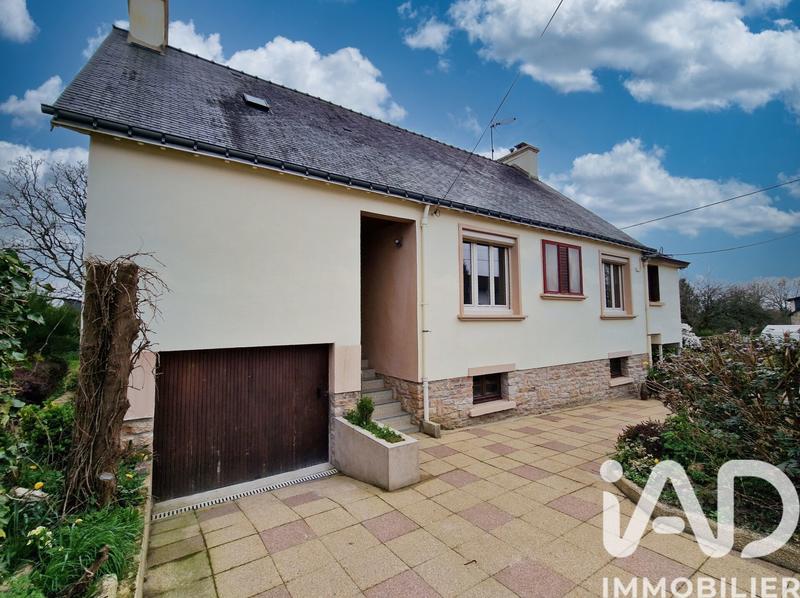 Maison - 94 m² - 5 pièces