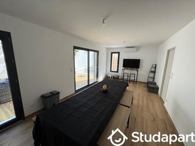 Chambre - 17 m² - 1 pièce