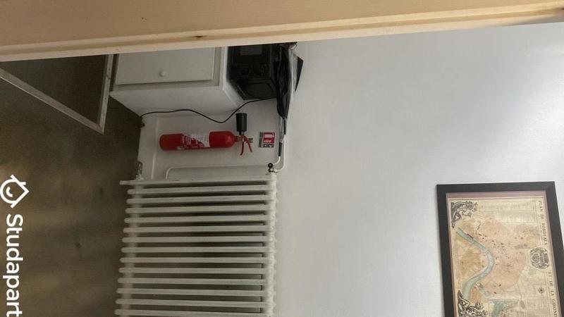 Chambre - 11 m² - 1 pièce