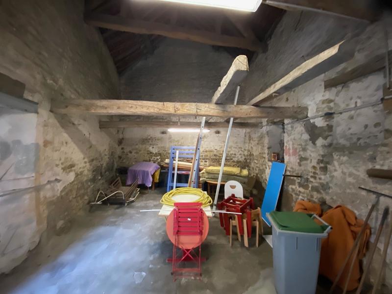 Immeuble - 112 m² - 5 pièces