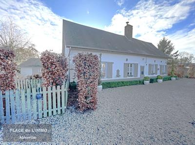 Maison - 230 m² - 10 pièces