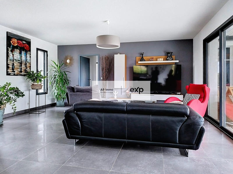 Villa - 141 m² - 5 pièces